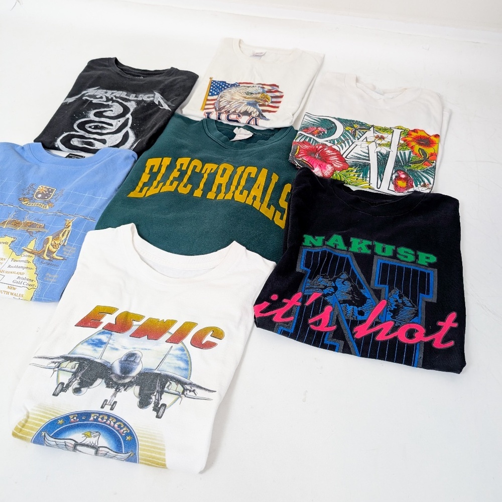 Bundle of 7 Vintage T-Shirts Short Sleeve Graphic Travel Novelty Countries